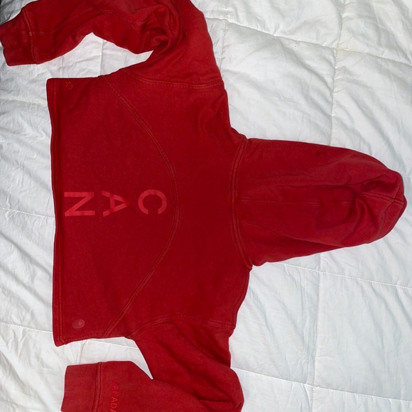 Team Canada All Yours Cropped Hoodie COC Logo - Picture 2 of 4